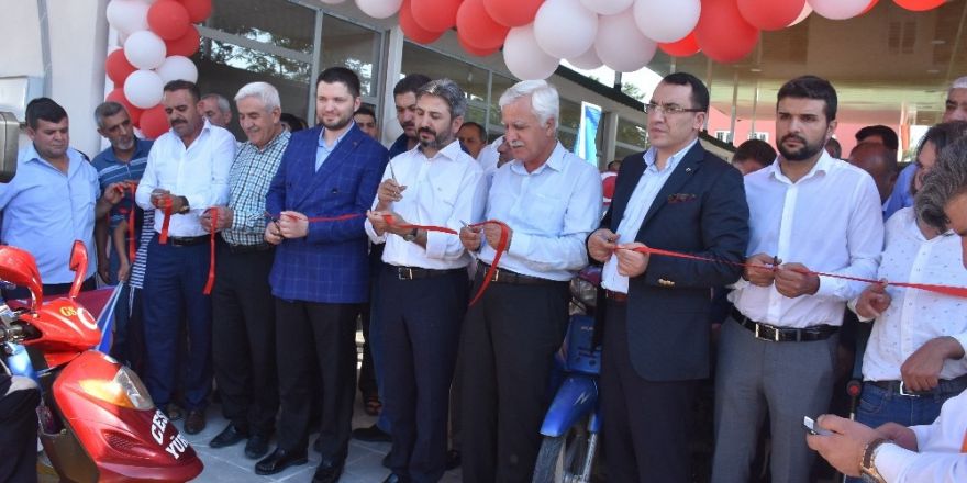 Kahta’ya turistik sanat çarşısı açıldı