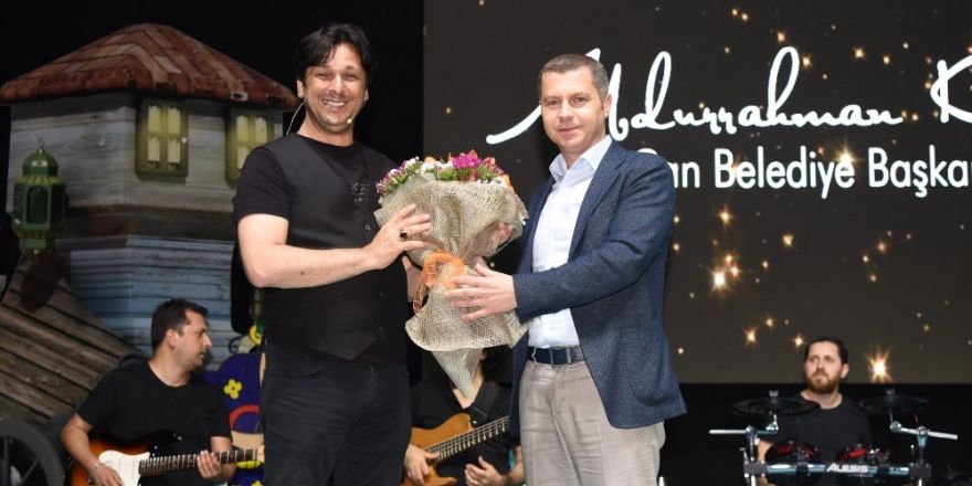 10. Ramazan Etkinliklerinde muhteşem stand up gösterisi