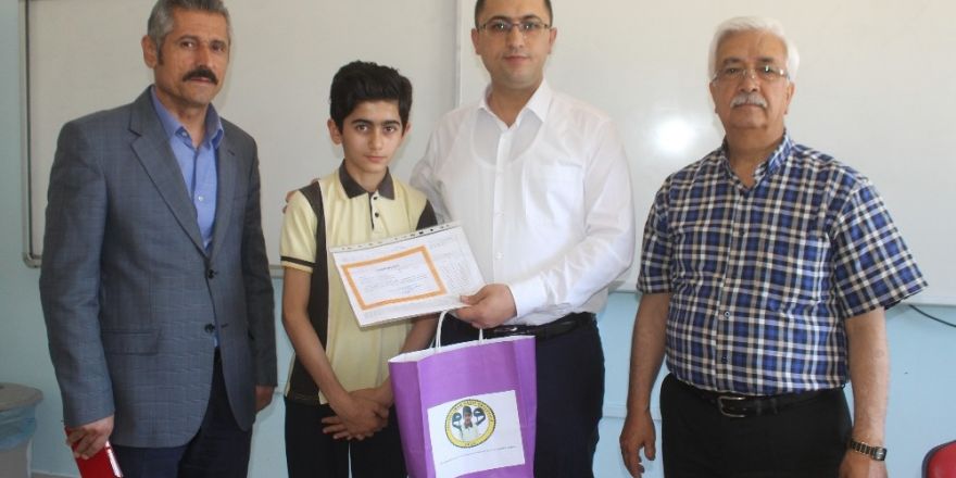 Yavuzeli’nde 5 bin 300 öğrenci karne aldı