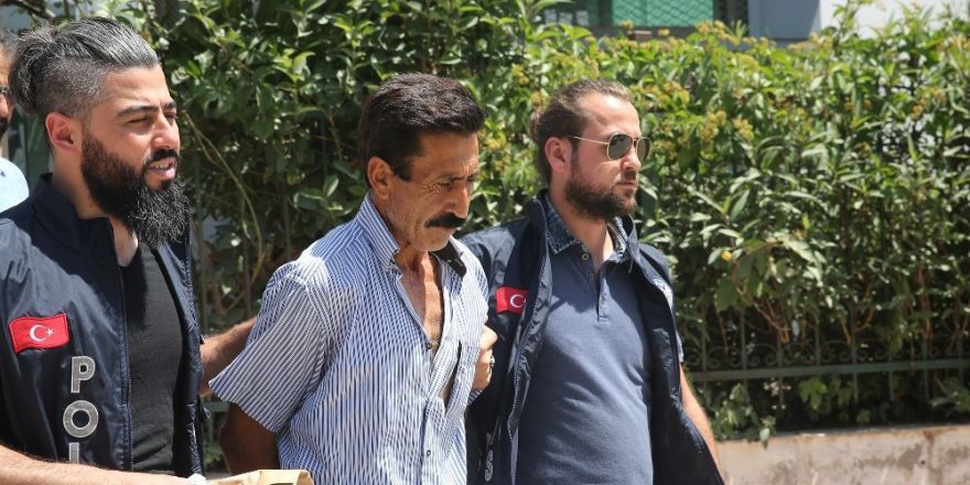 Barışmak istediği eşinin ‘başkasıyla evleneceğim’ sözüyle çılgına döndü, öldürdü