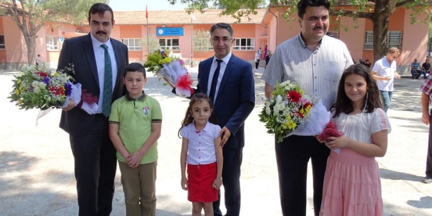 Havran’da öğrencilerin karne heyecanı