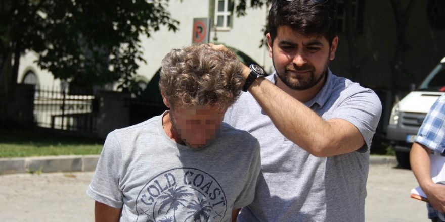 Samsun’da baba-oğul 17 bin kez kullanımlık bonzai ile yakalandı