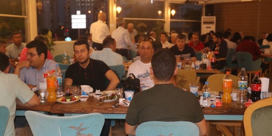 Ulaşım personelleri iftarda bir araya geldi
