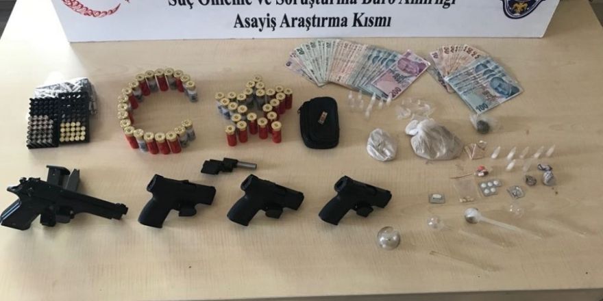 Başkent’te uyuşturucu satıcılarına darbe