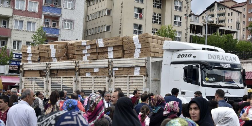 Gümüşhane Belediyesi 5.sınıf öğrencilerin tamamına 522 bisiklet dağıttı