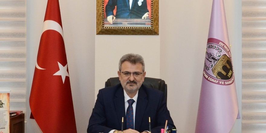 Başkan Çetindoğan’dan velilere uyarı: “Önce çocuğunuza sarılın sonra karneyi inceleyin”