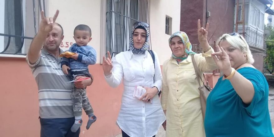 MHP’li kadınlardan Arapgir’e ziyaret