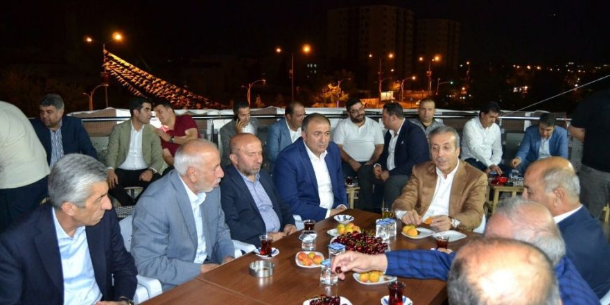 Eker, AK Parti adayı Atik’i ziyaret etti
