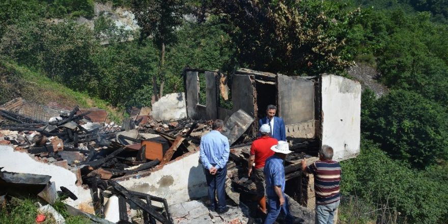 Başkan Kaya:"Yaralar el birliğiyle sarılacak"