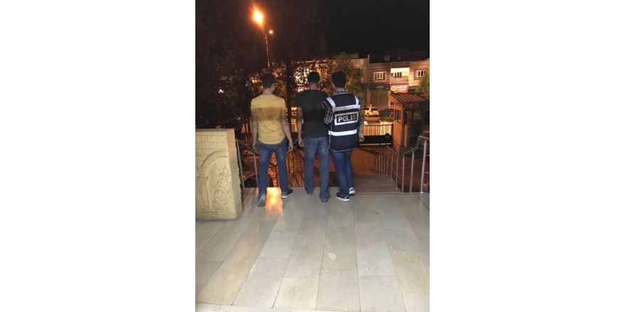 Suçüstü yakalanan kablo hırsızları tutuklandı