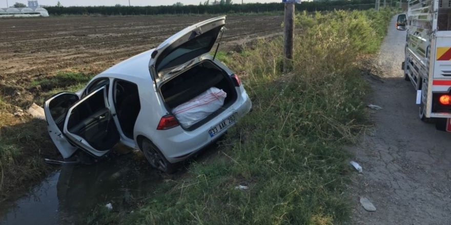 Uyuşturucu taciri polisten kaçarken kaza yaptı