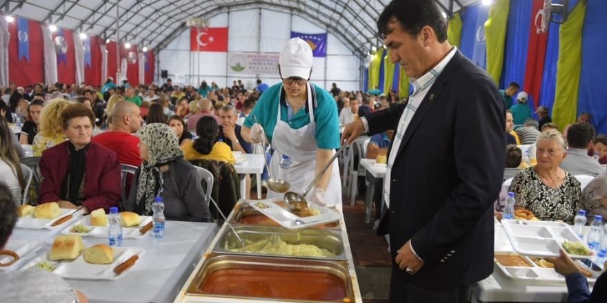 Osmangazi’den Kosova’da Gönül Sofrası