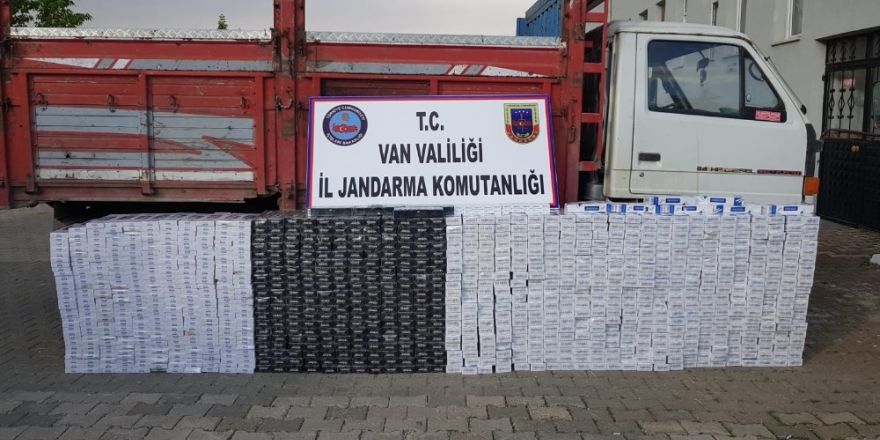 Jandarma 10 bin 610 paket kaçak sigara ele geçirdi