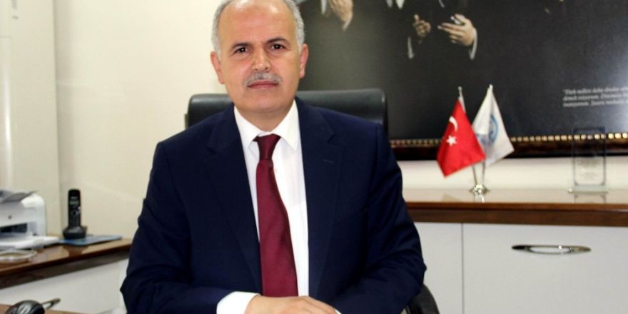 Müftü Hüseyin Hazırlar: Kadir Gecesi bin aya değer, bir ömre bedel bir gecedir