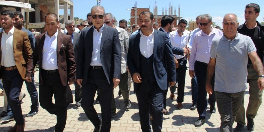 AK Parti Genel Başkan Yardımcısı Eker: “Yatırımlar tamamlanırsa PKK dağa götürecek genç bulamaz”