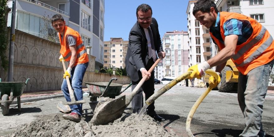 Atakum’da yol çalışmaları