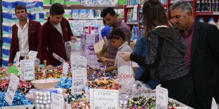 Roka AVM’de bayram yoğunluğu