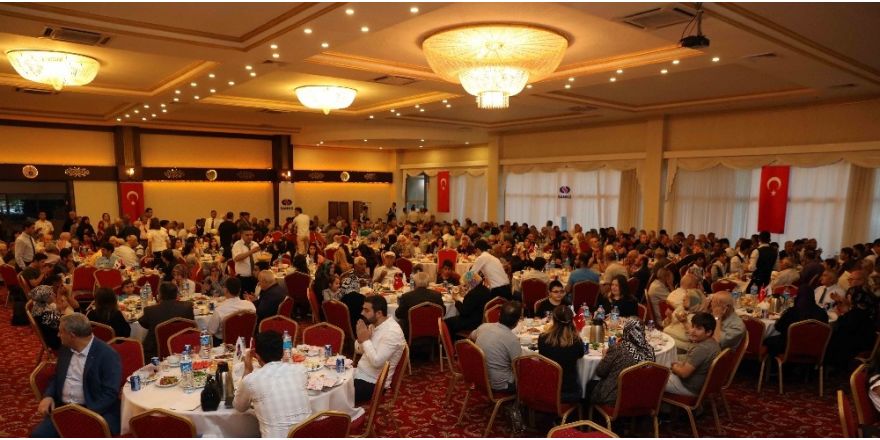 SANKO’dan muhtarlar ve huzurevi sakinlerine iftar yemeği