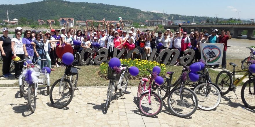 ‘Türk Kadının Zaferi Bisiklet Turu’ Çaycuma’da