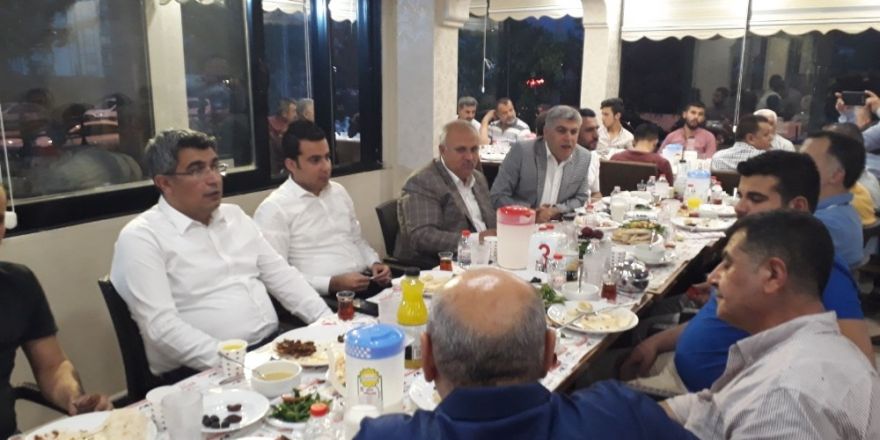 Esnaflar iftarda buluştu
