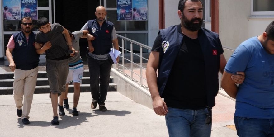 Hırsızlık şüphelisi, ’çekmesene abi sanki cinayet mi işledik’ diye kendini savundu