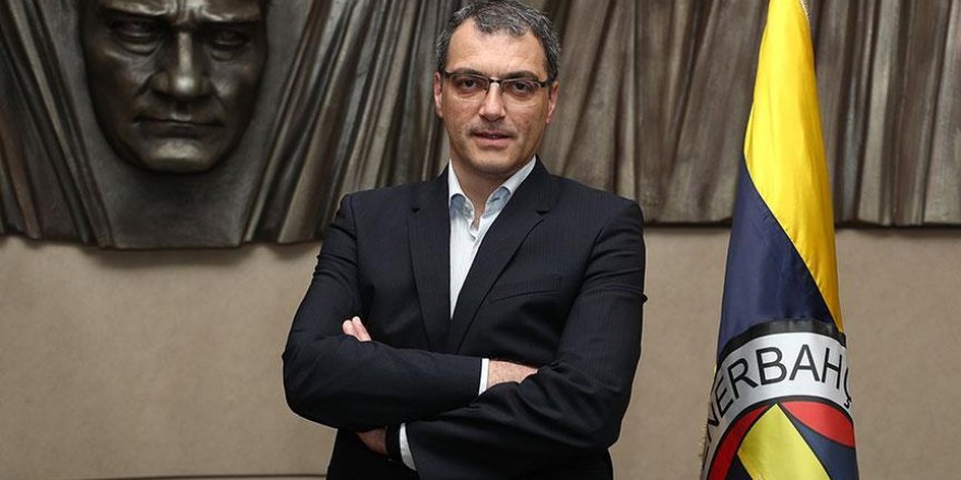 Comolli, resmi sözleşmeye imza attı