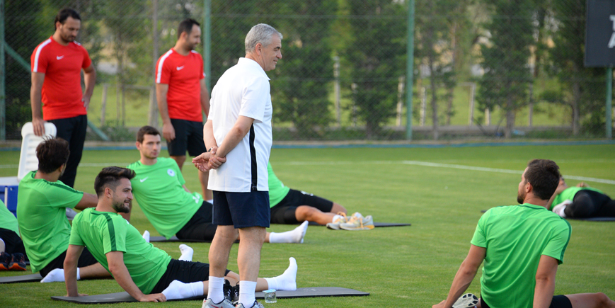 Konyaspor, sol bek almayacak