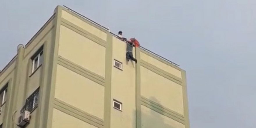 8. kattan atlarken akrabaları son anda kurtardı