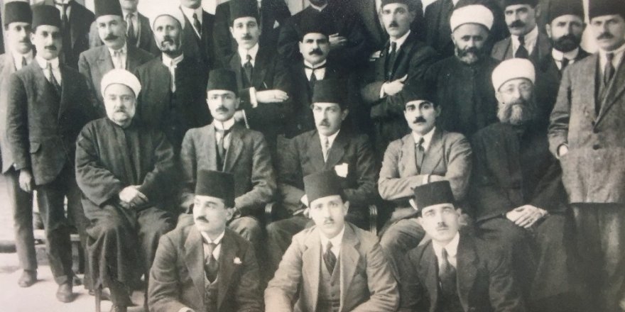 İki BaÅbakan, Yirmi İki Bakan ve Sayısız Devlet Adamı YetiÅtiren Lise ile ilgili görsel sonucu