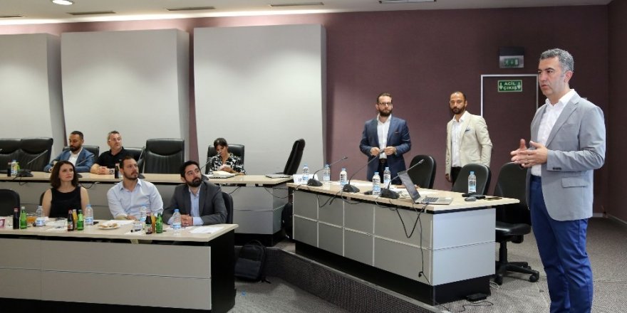 ESO üyeleri Kingfisher firması ile bir araya geldi