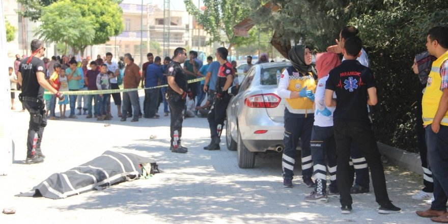Kavgadan kaçmaya çalışan şahıs minibüsle yaşlı kadını ezerek öldürdü