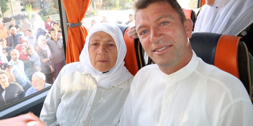 Yozgat’tan ilk hac kafilesi yola çıktı
