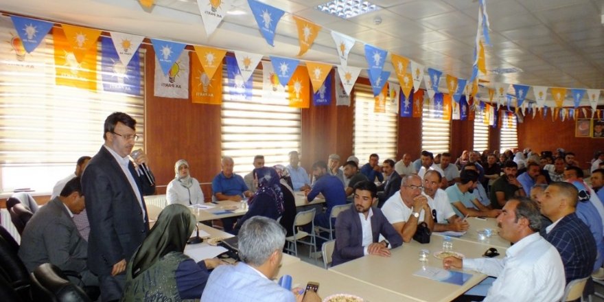 AK Parti’den istişare toplantısı
