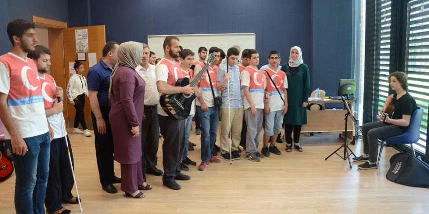 Engelsiz Hobi Kurslarına misafir oldular