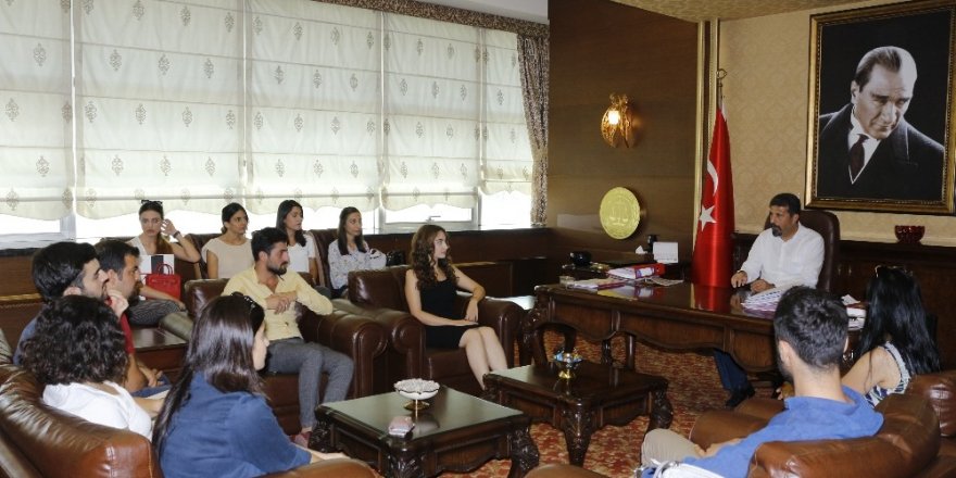 Mersin’de stajyer avukatlar eğitimlerini tamamladı