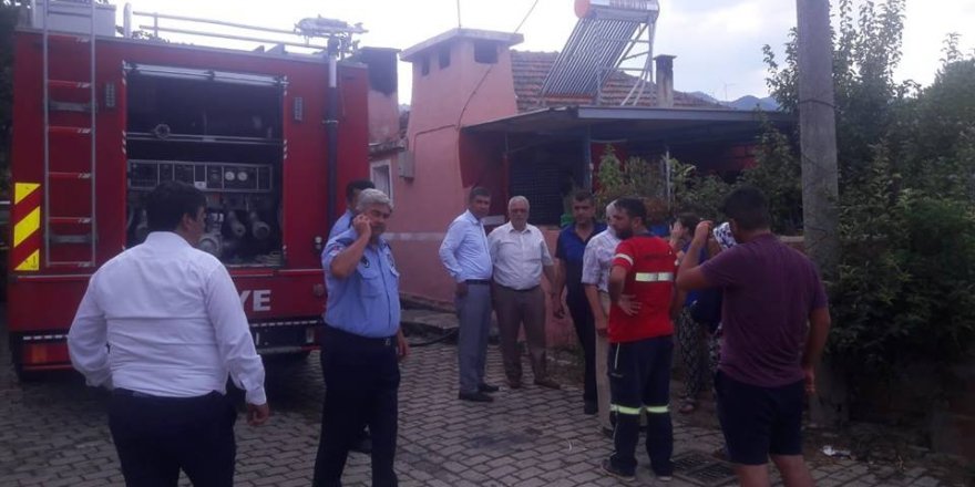 Önce yıldırım düştü sonra yangın çıktı