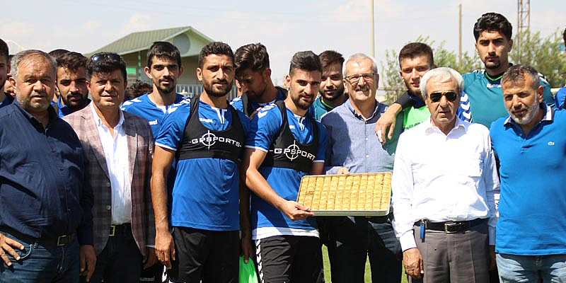 Anadolu'ya moral aşıladılar