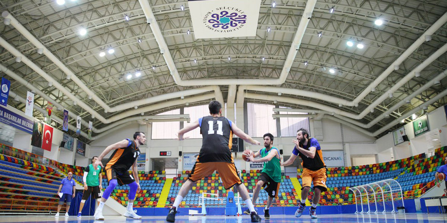 Selçuklu Basketbol, Petkim’e bileniyor