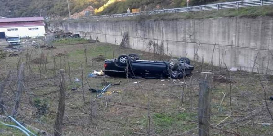 Kürtün’de trafik kazası: 1 ölü, 2 yaralı