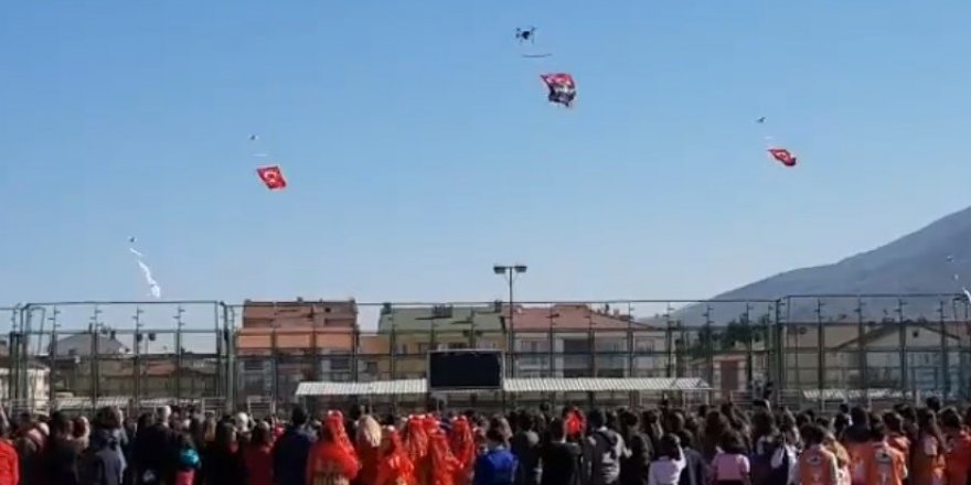 Gemlik’te drone’lu 29 Ekim gösterisi