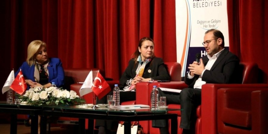 ‘Küresel Finans Savaşları’ konulu konferans düzenlendi
