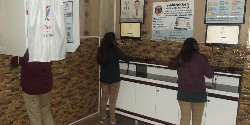 Altınşehir Anadolu Lisesinde e-seçim uygulaması