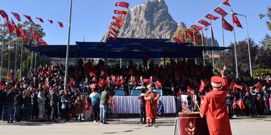 Afyonkarahisar’da Cumhuriyet Bayramı coşkusu