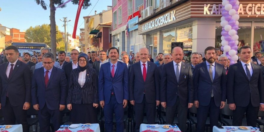 Esnaf Odasının yeni hizmet binası açıldı