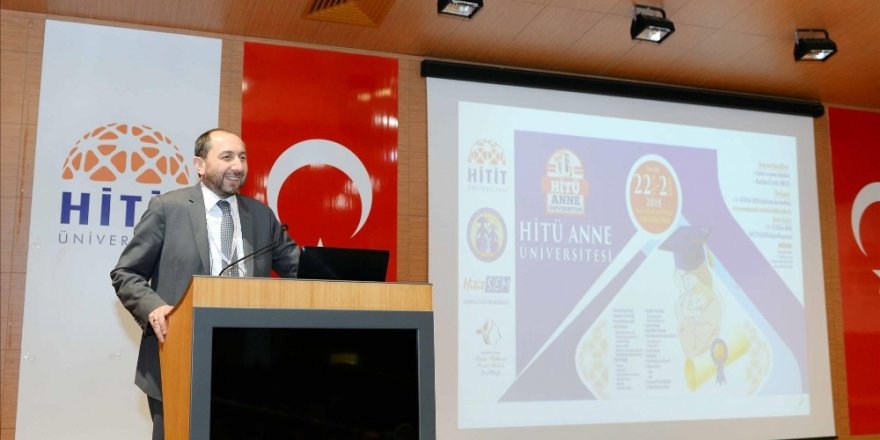 Rektör Alkan, anne ve anne adaylarıyla bir araya geldi