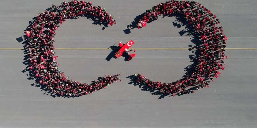 ’Geleneksel Cumhuriyet Fotoğrafı’ hayranlık uyandırdı