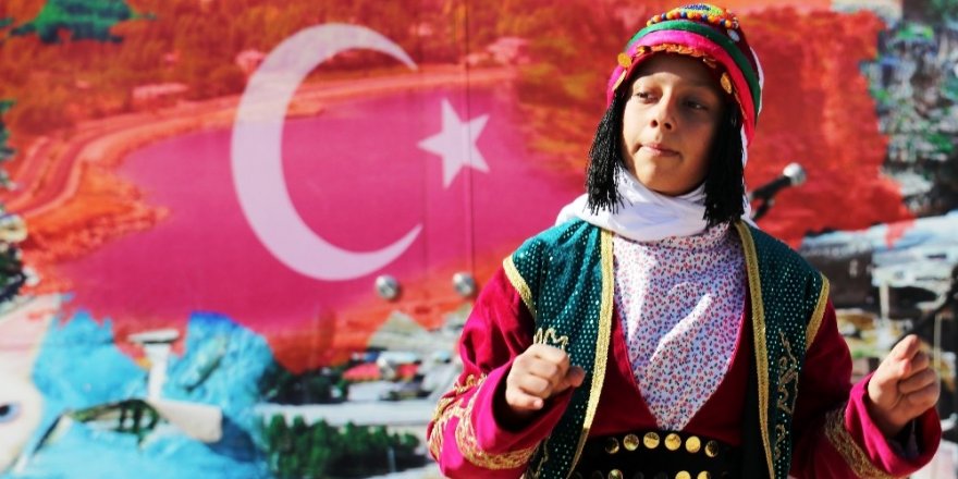Van’da 29 Ekim Cumhuriyet Bayramı coşkusu