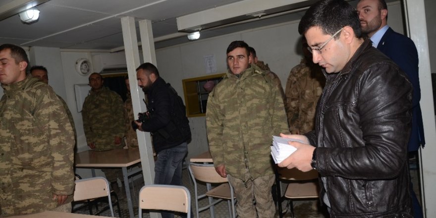 Kato Dağı zirvesinde Cumhuriyet Bayramı