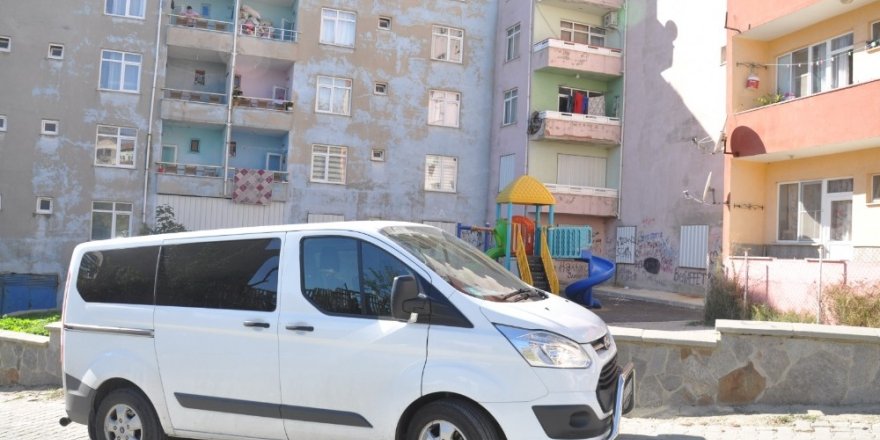 5. kattan düşen kadın hayatını kaybetti