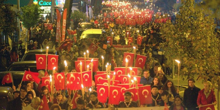 Muğla Bayramını yeni meydanında kutladı